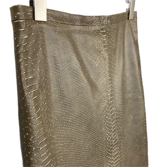 BCBGMAXAZRIA Leather Snakeskin Print A Line Skirt - Women's Size 6 - Picture 5 of 7